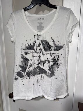 Miley Cyrus Star White Graphic V-Neck Tee -